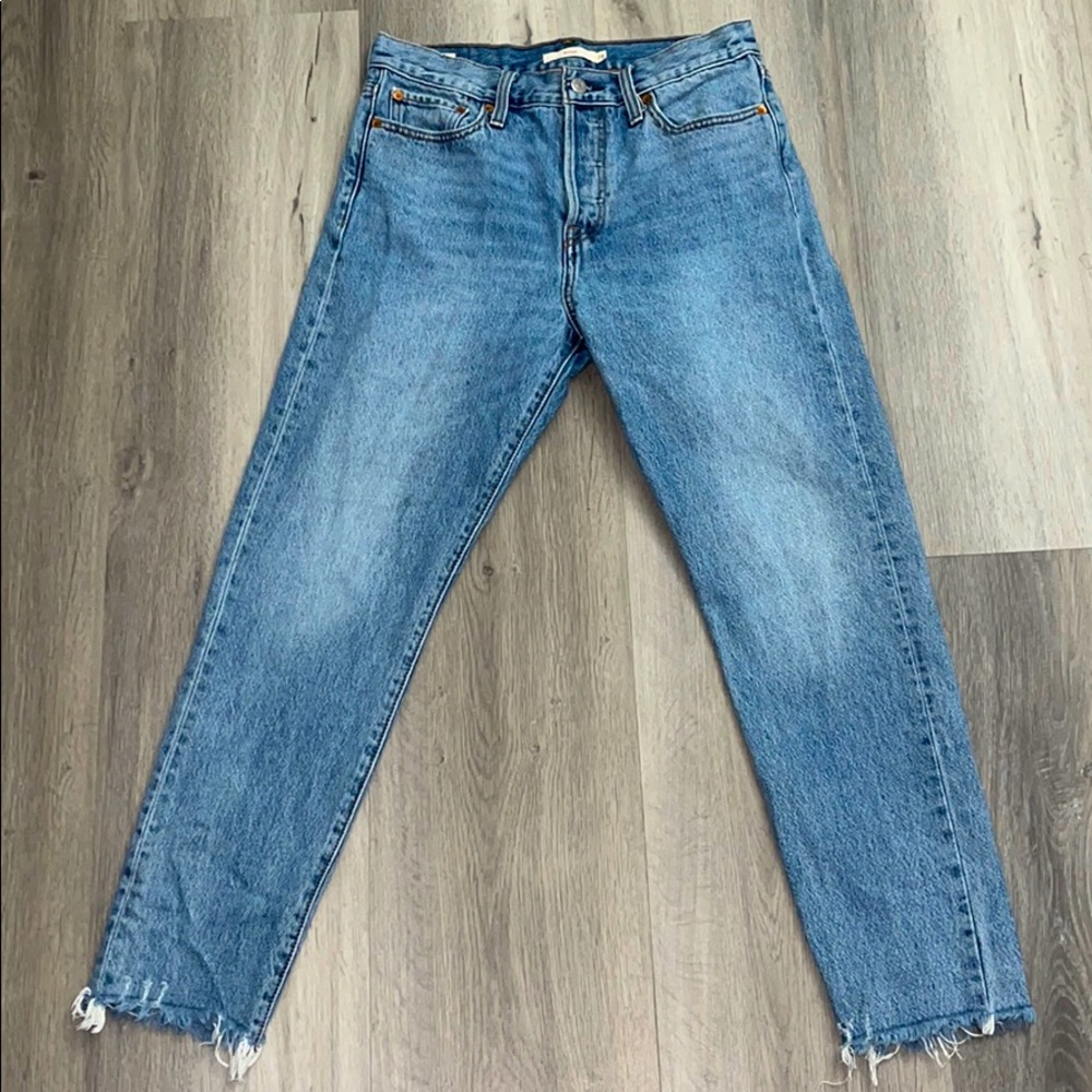 Levi’s wedgie fit ankle women’s jeans